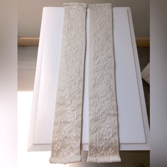 New J. Queen Ivory Embroidered Pole Top Drapery Curtain Panel Set 88” x 50” - Picture 11 of 12